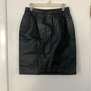 Pelle Cuir black leather skirt